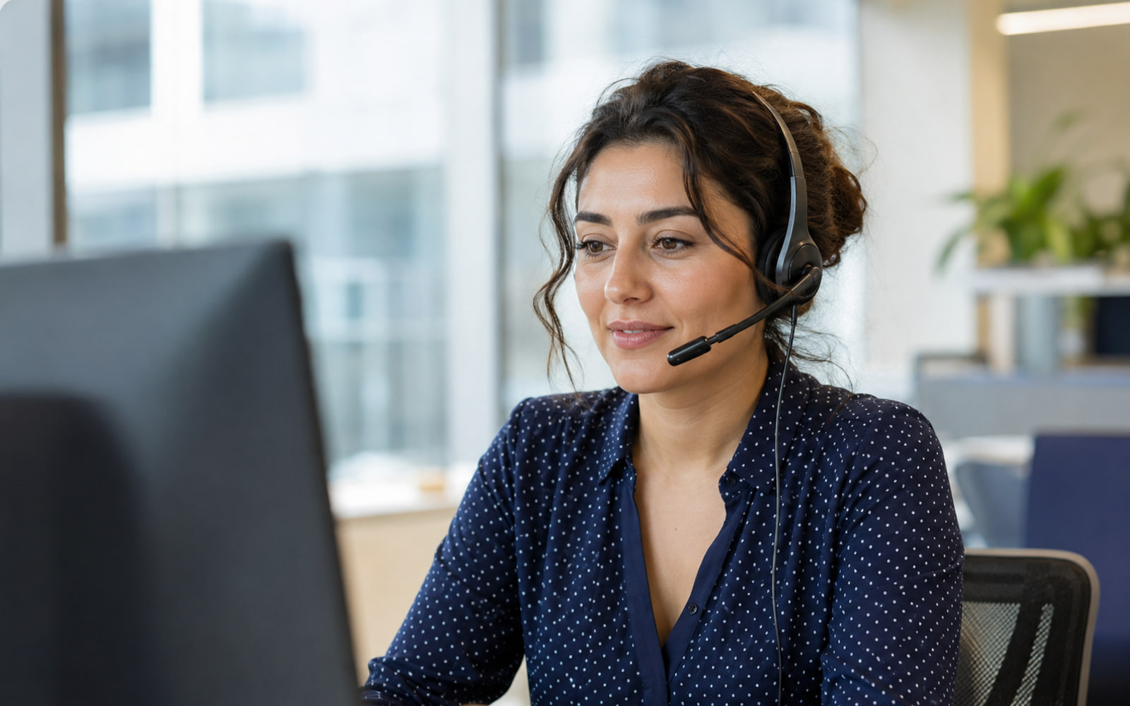 Support agent on a headset call